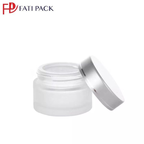 pot-en-verre-sable-avec-couvercle-argente-50g emballage cosmetique en verre maroc fati pack